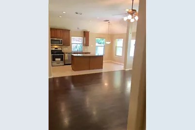203 Fairwind Trail Drive, Conroe, TX 77385 - Photo 15