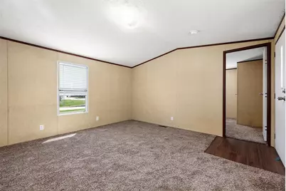 3031 Bay Oaks Harbor Drive, Baytown, TX 77523 - Photo 7