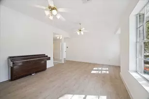 12128 La Salle River Rd, Conroe, TX 77304 - Photo 23