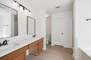 12128 La Salle River Rd, Conroe, TX 77304 - Photo 17