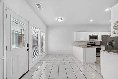 1253 El Camino Village Drive, Webster, TX 77058 - Photo 17
