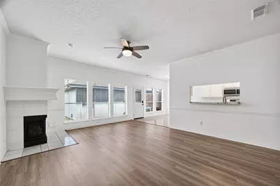 1253 El Camino Village Drive, Webster, TX 77058 - Photo 19