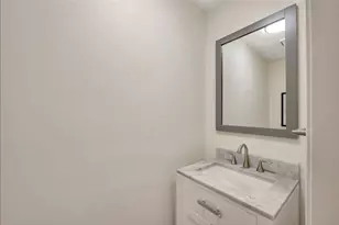 11806 Orchard Mountain Dr, Houston, TX 77059 - Photo 15