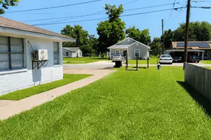 7818 Oak Knoll Ln Ln, Houston, TX 77028 - Photo 15