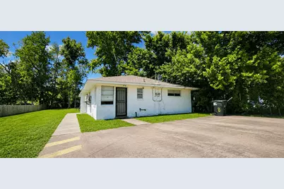 7818 Oak Knoll Lane Lane #A, Houston, TX 77028 - Photo 1