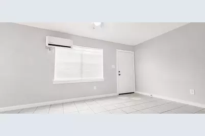 7818 Oak Knoll Lane Lane #A, Houston, TX 77028 - Photo 11