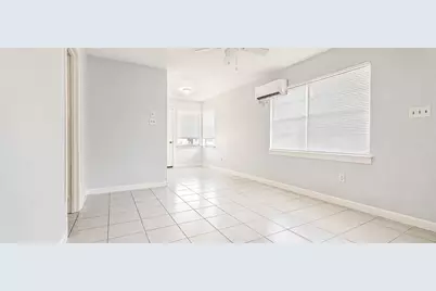 7818 Oak Knoll Lane Lane #A, Houston, TX 77028 - Photo 3