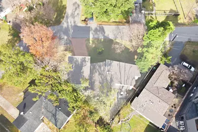 1802 W 14th 1/2 Street, Houston, TX 77008 - Photo 21