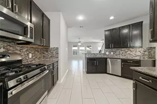 14838 Ruddy Duck Ln, Houston, TX 77049 - Photo 11