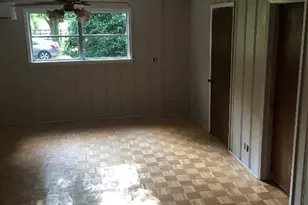 1132 Liberty Ave, Livingston, TX 77351 - Photo 11