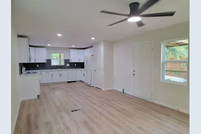 13126 S Lee Shore Drive, Willis, TX 77318 - Photo 5