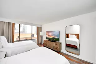 1300 Lamar St, Houston, TX 77010 - Photo 21