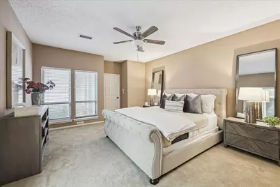 85 Crestwood Circle, Sugar Land, TX 77478 - Photo 9