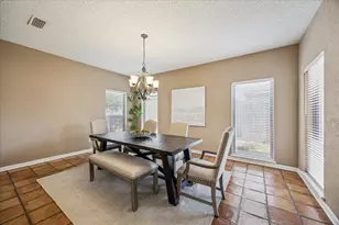 85 Crestwood Cir, Sugar Land, TX 77478 - Photo 5