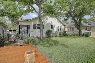 242 S Franklin St, La Grange, TX 78945 - Photo 27