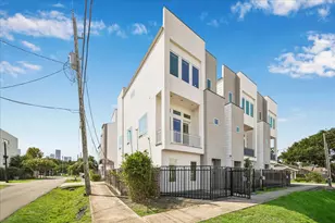 408 Ennis St, Houston, TX 77003 - Photo 1