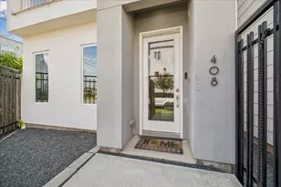 408 Ennis St, Houston, TX 77003 - Photo 9