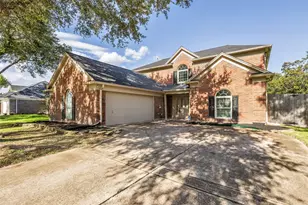 4007 Greenwood Dr, Pearland, TX 77584 - Photo 1