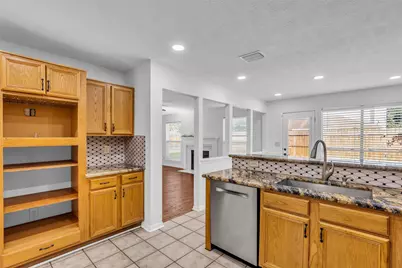 4007 Greenwood Drive, Pearland, TX 77584 - Photo 15