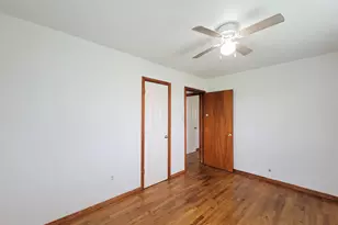 409 N Parrish St, Angleton, TX 77515 - Photo 17