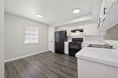427 Hollyvale Drive #20, Houston, TX 77060 - Photo 5