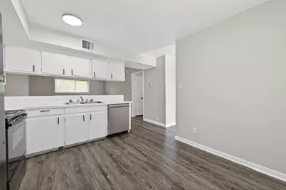 427 Hollyvale Drive #20, Houston, TX 77060 - Photo 9
