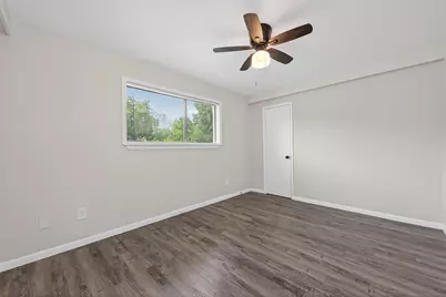 427 Hollyvale Drive #20, Houston, TX 77060 - Photo 15