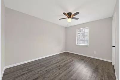 427 Hollyvale Drive #20, Houston, TX 77060 - Photo 19