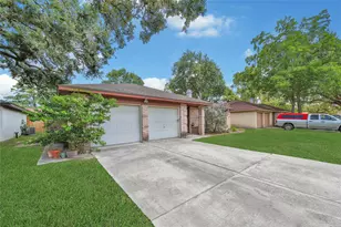 3418 Almondwood Dr, Spring, TX 77389 - Photo 3