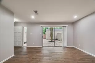 2425 W Settler's Way, The Woodlands, TX 77380 - Photo 11