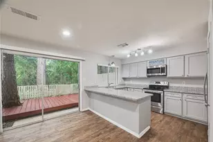 2425 W Settler's Way, The Woodlands, TX 77380 - Photo 15
