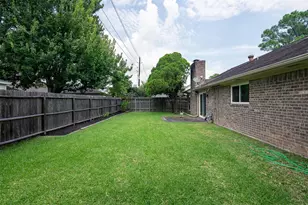 2838 Colony Dr, Sugar Land, TX 77479 - Photo 5