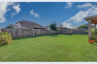 5122 Creekside Avenue, Baytown, TX 77523 - Photo 35
