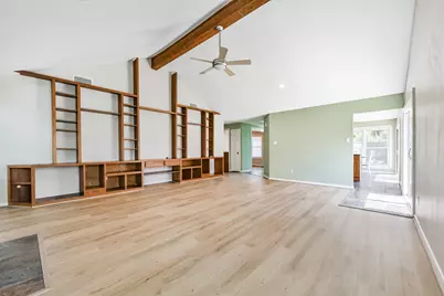 16802 Hartwood Way, Houston, TX 77058 - Photo 9