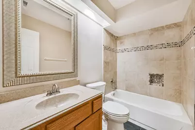 16802 Hartwood Way, Houston, TX 77058 - Photo 17