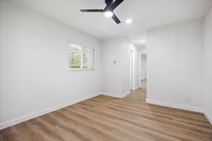5203 Gladstone Dr, Austin, TX 78723 - Photo 13