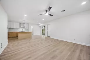5203 Gladstone Dr, Austin, TX 78723 - Photo 7