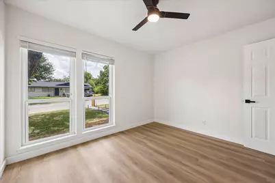 5203 Gladstone Drive, Austin, TX 78723 - Photo 15