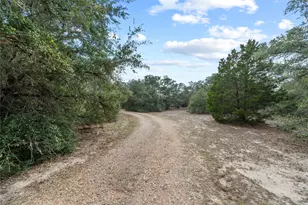 2051 Hillview Rd, Bellville, TX 77418 - Photo 5