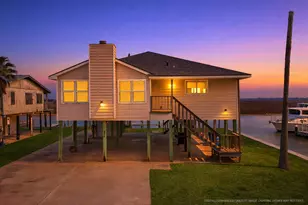 426 Shark Ln, Surfside Beach, TX 77541 - Photo 1