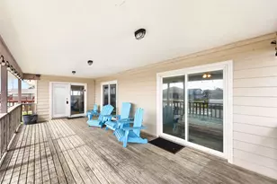 426 Shark Ln, Surfside Beach, TX 77541 - Photo 7