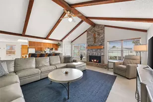 426 Shark Ln, Surfside Beach, TX 77541 - Photo 7