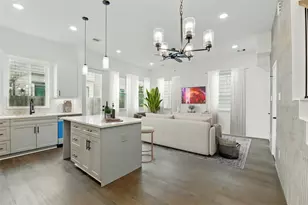 9902 Clark Rd, Houston, TX 77076 - Photo 13