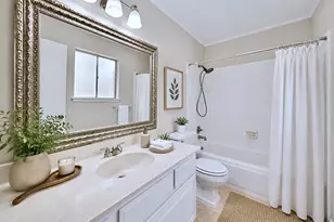 3415 W Creek Club Dr, Missouri City, TX 77459 - Photo 11