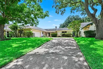 3415 W Creek Club Drive, Missouri City, TX 77459 - Photo 17