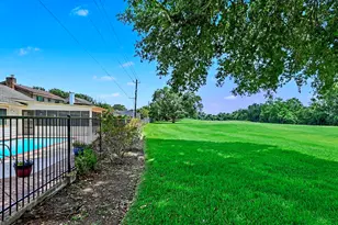 3415 W Creek Club Dr, Missouri City, TX 77459 - Photo 7