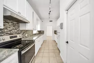 4112 Meyerwood Dr, Houston, TX 77025 - Photo 29