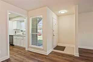 18800 Egret Bay Blvd, Webster, TX 77058 - Photo 3