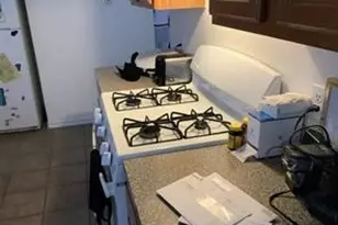 10137 Teneha Dr, Houston, TX 77033 - Photo 5