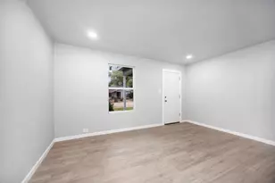 811 Ogden St, Jasper, TX 75951 - Photo 15